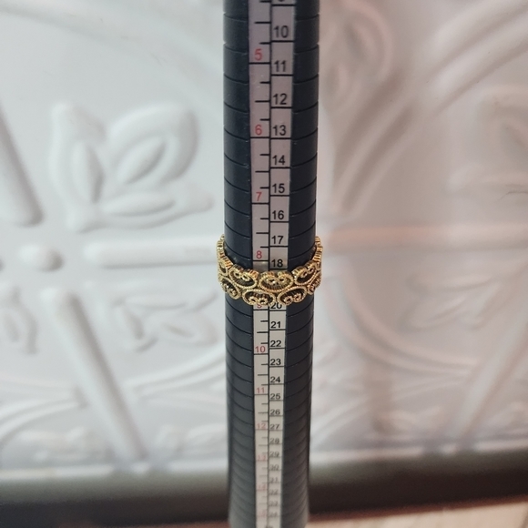 💍super Cute Stackable Gold Toned Ring - Size 9 - Picture 4 of 4